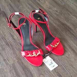 Nwt Zara Red And Gold Detail Heel Size 10